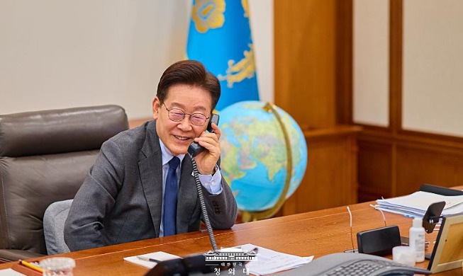 李大統領、ＮＺ首相と電話会談