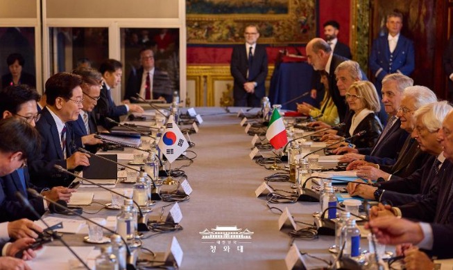 韓国・イタリア、「特別戦略的パートナーシップ」へ格上げ