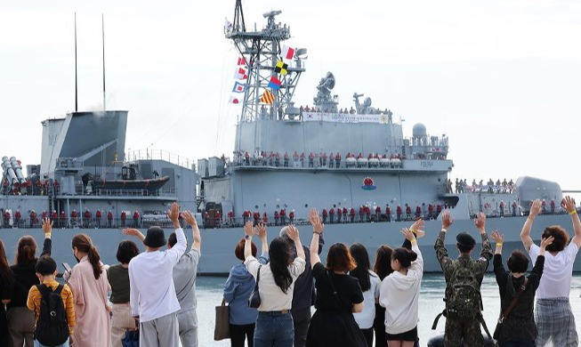 駆逐艦「楊万春」　ソマリア沖へ