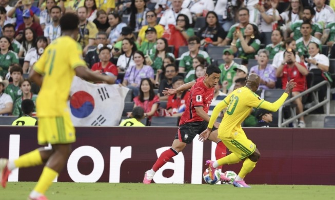 サッカー韓国代表、南アフリカに０対１敗戦