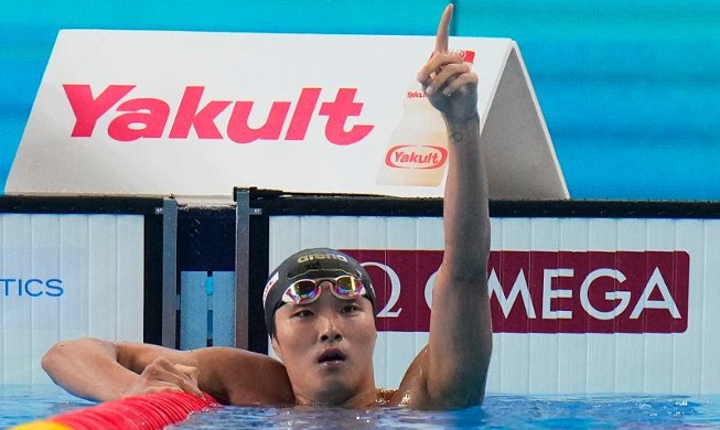 キム・ウミン、世界水泳選手権自由形４００Ｍ金メダル