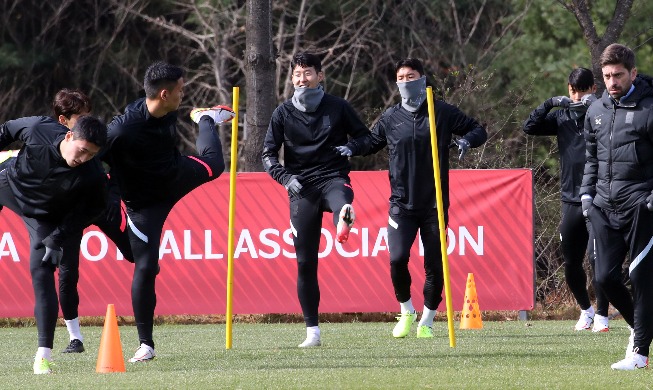 【写真で見る韓国】Ｗ杯予選に備え訓練するサッカー韓国代表