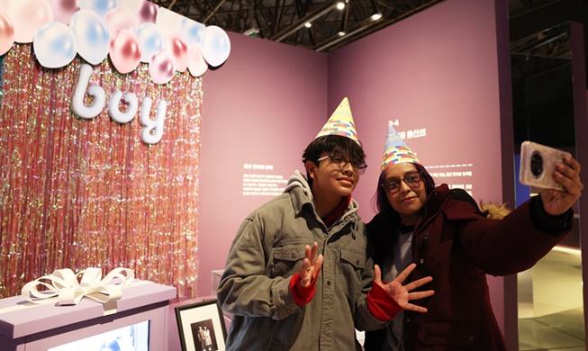 [RE:BORN KOREA] ① 昔も今も変わらない、出産に寄せる親の深い想い