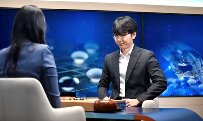 シン・ジンソ九段、囲碁ＡＩに勝利