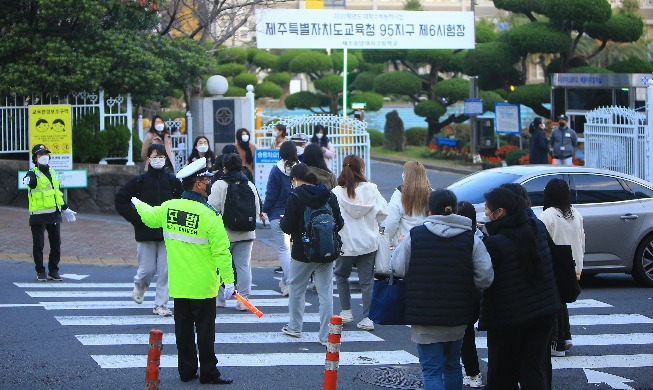 【写真で見る韓国】受験生の皆さん、頑張って！　韓国の大学修学能力試験