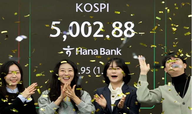 ＫＯＳＰＩ、５０００突破　史上初