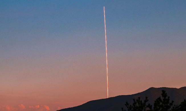 【写真で見る韓国】韓国初の国産ロケット「ヌリ号」打ち上げ