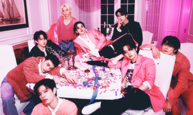 Stray Kids、ビルボードで８回連続１位