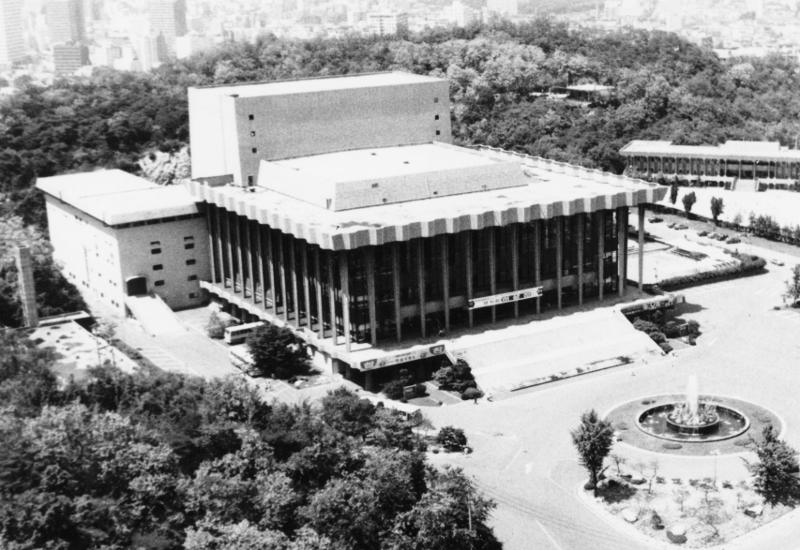 １９７３年１０月１７日の国立劇場