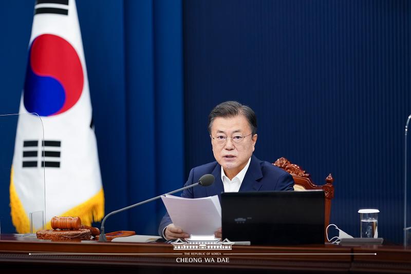 210427 President Moon at cabinet meeting
