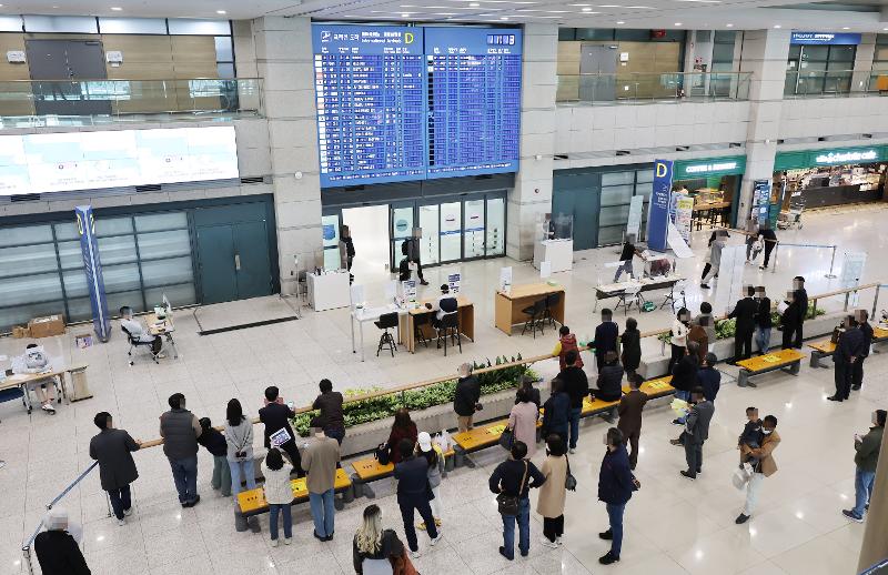 220404_CNN_airport