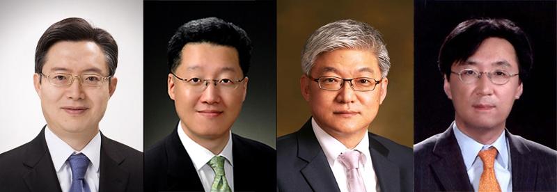 （左から）駐国連ファン・ジュングク大使、駐中国チョン・ジェホ大使、駐日ユン・ドクミン大使、駐ロシアチャン・ホジン大使＝大統領室提供