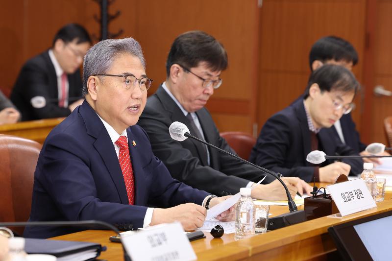 海外緊急救護協議会で発言する朴振長官＝８日、ソウル、聯合ニュース
