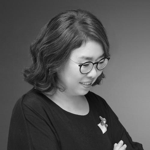韓国を代表する童話作家のイ・グムイが、児童文学界のノーベル賞と呼ばれる「ハンス・クリスチャン・アンデルセン賞」の最終候補に選ばれた＝イ・グムイの公式ホームページ