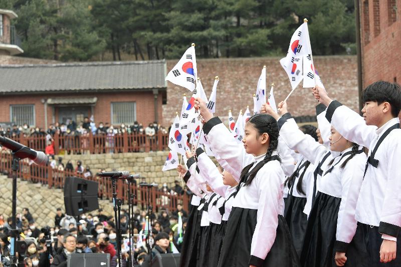 昨年３月１日、西大門刑務所で行われたイベントの様子＝西大門区庁