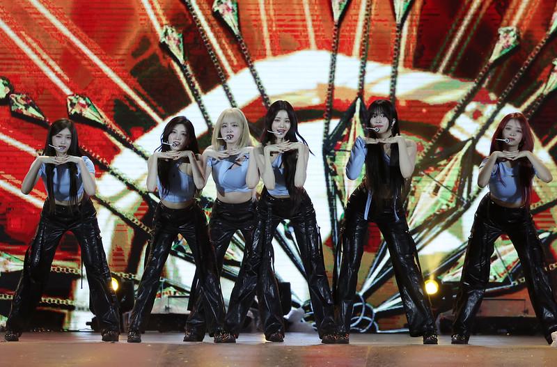 第２５回世界スカウトジャンボリー、「Ｋ－ＰＯＰスーパーライブ」に出演したＩＶＥ＝KOREA.net ＤＢ