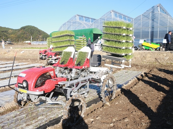 [韓国公共行政の優秀性] ③ AIロボットが人手不足に苦しむ農村の救世主へ　　　 