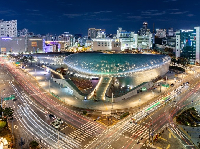 韓国の国家競争力、「３０〜５０クラブ」で2位