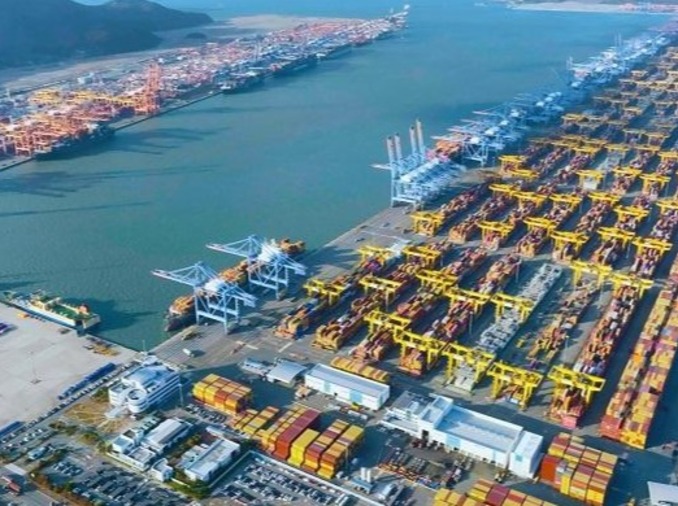 ３月の輸出８６１億ドル、初の８００億ドル超