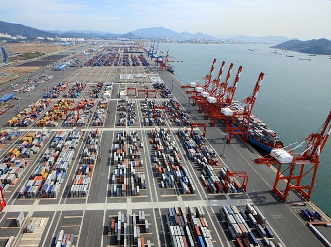 昨年の経常収支、１２３１億ドルの黒字で過去最大