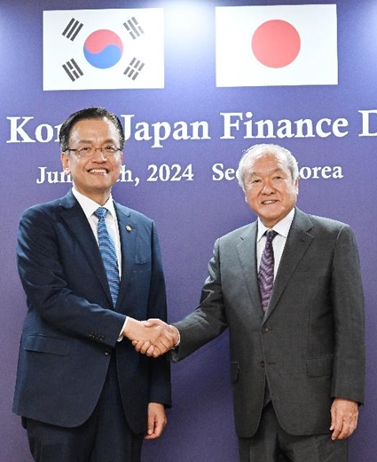 韓日財務対話、「通貨安で懸念、適切な対応を」