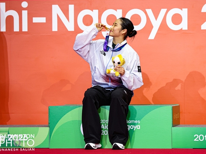 韓国、バドミントン女子シングルス・ダブルスで優勝 クラッシュでも金