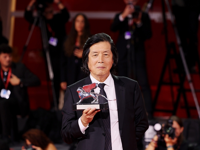 イ・チャンドン監督『可能な愛』、ベネチア国際映画祭で審査員大賞