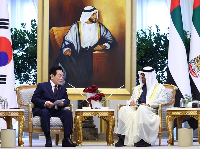 韓国とUAE、共同宣言文を採択