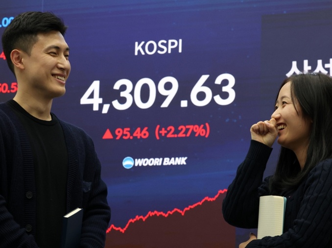 外国人が韓国株３３％保有