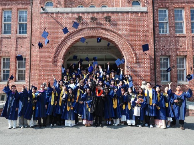 韓国の大学に留学する外国人、６年で７５％増